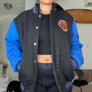 REVERSIBLE KNICKS JACKET